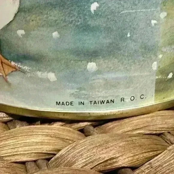 Vintage 80s Winter Geese Collectors Tin - Picture 2 of 5